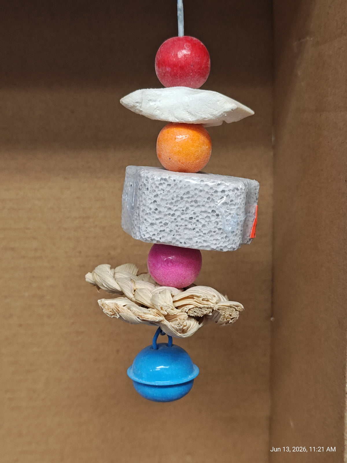 Hanging Flower Pumice Chew Toy for Small Pets