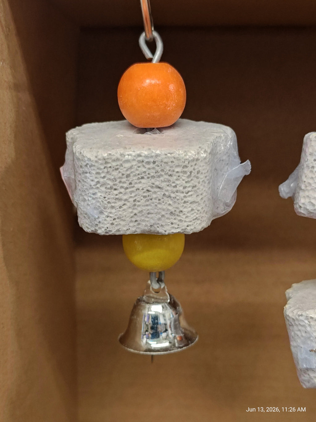 Hanging Flower Pumice Chew Toy for Small Pets
