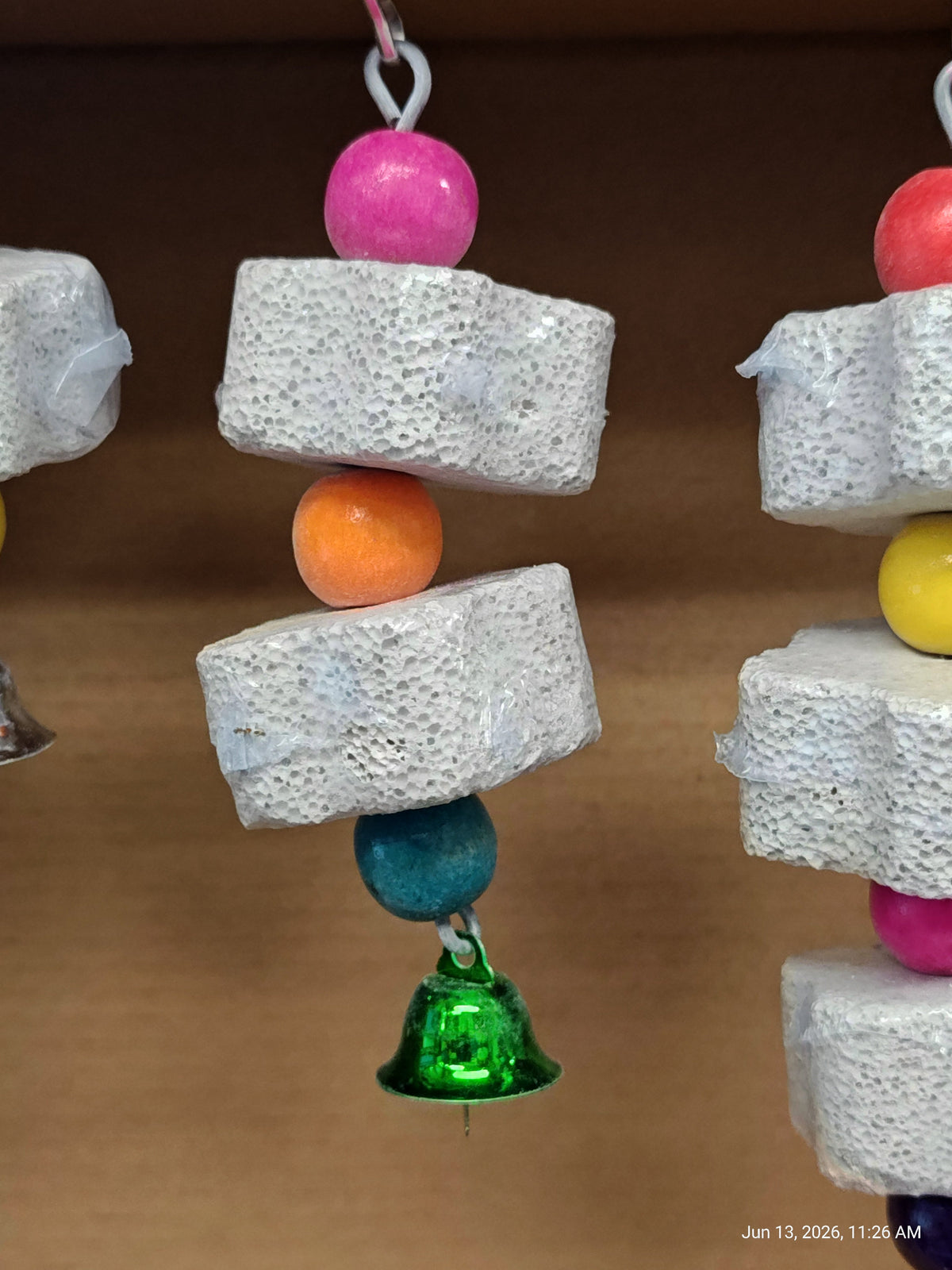 Hanging Flower Pumice Chew Toy for Small Pets