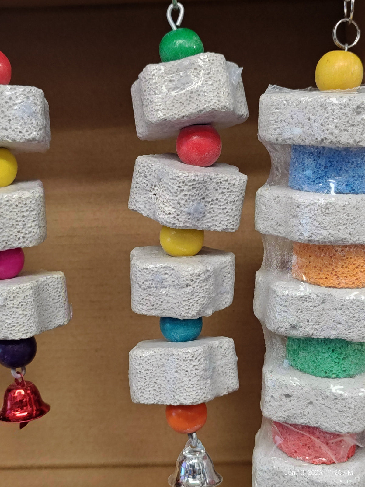 Hanging Flower Pumice Chew Toy for Small Pets