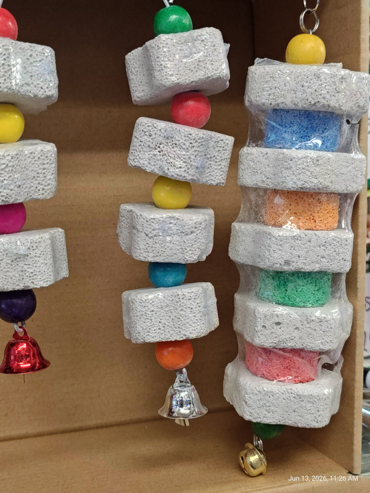 Hanging Flower Pumice Chew Toy for Small Pets